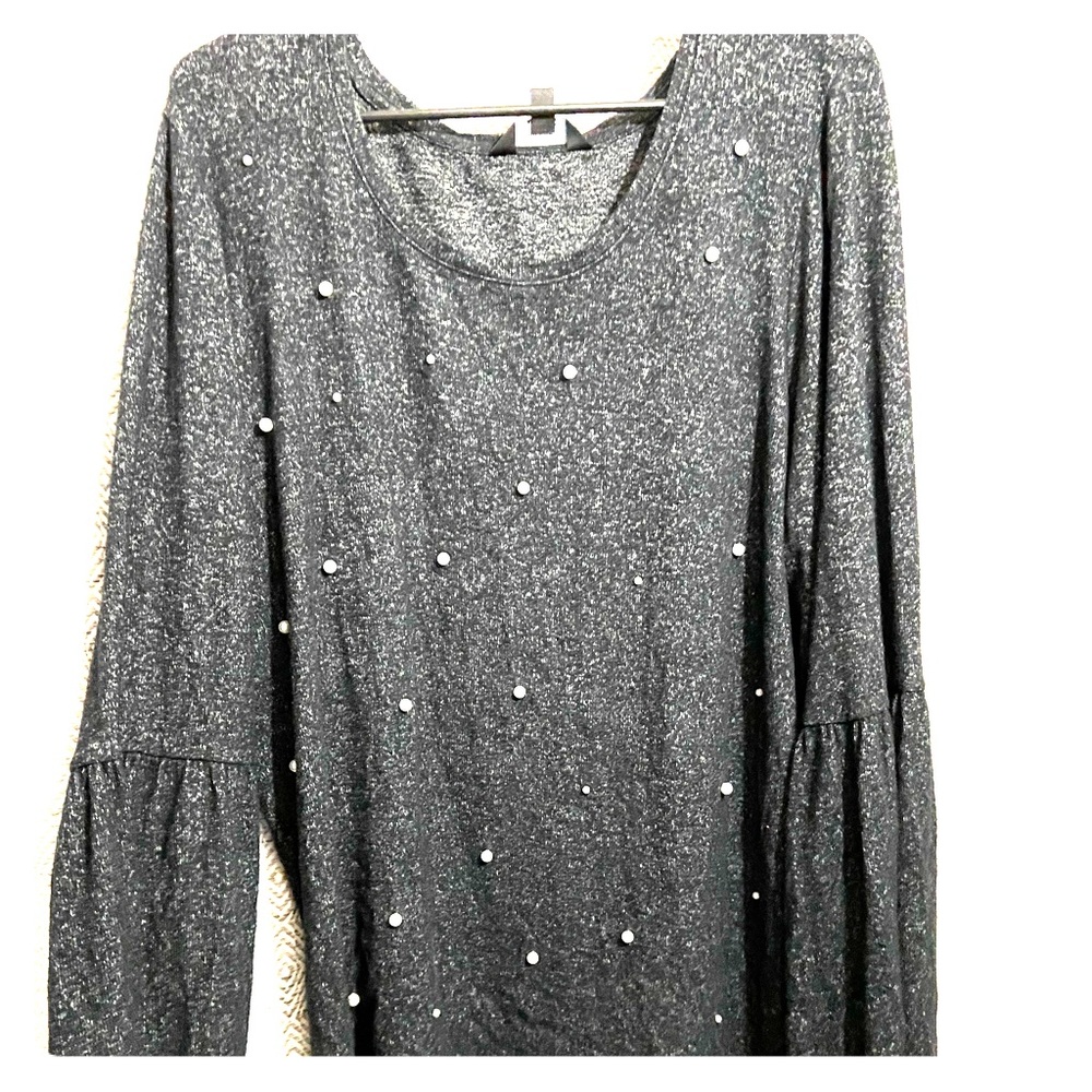Simply Vera Soft Gray Pearl Accent Sweater SZ XL